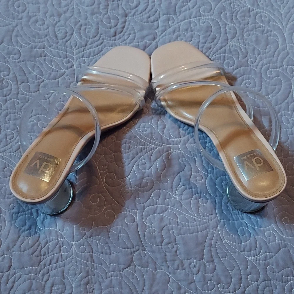 LIKE NEW! Dolce Vita Myla Chunk Heel Sandals - Nude Clear Triple Straps 8M SO